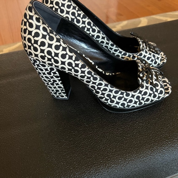 Coach shoes - Picture 2 of 4